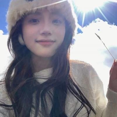 年过半百她美又飒